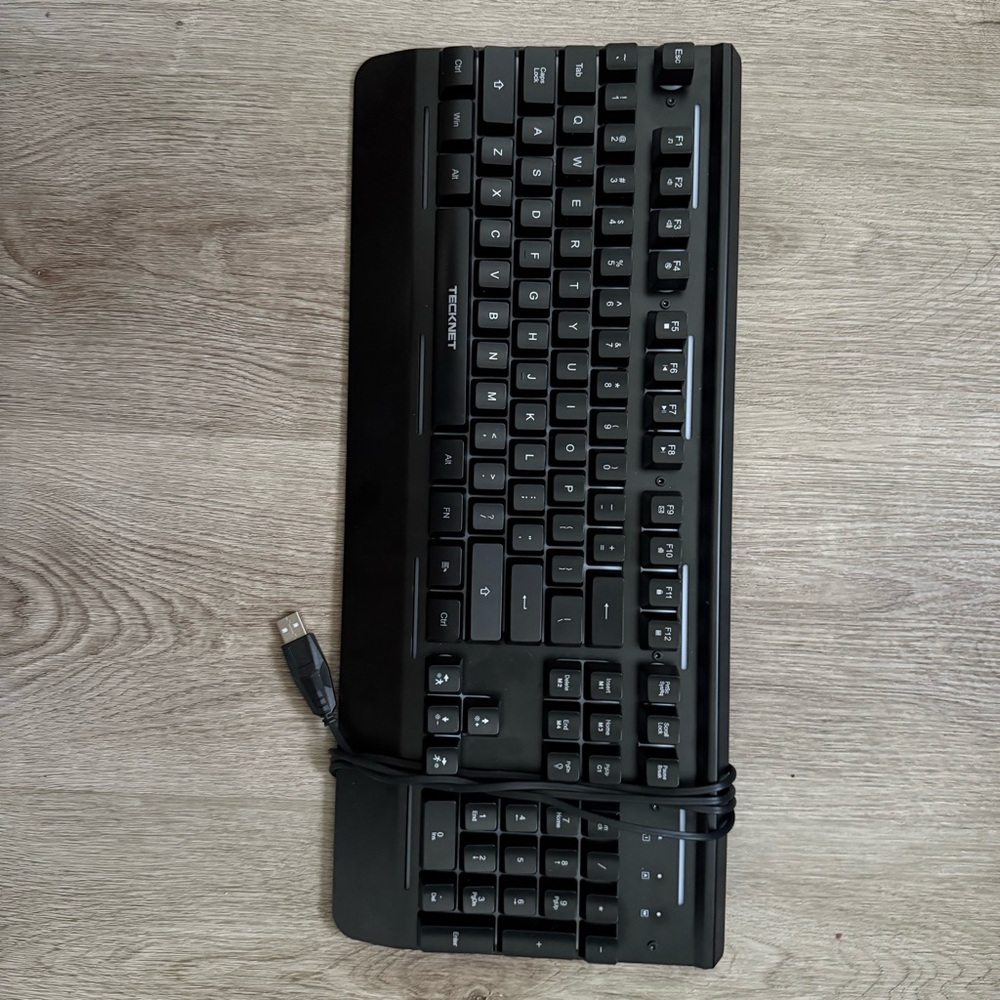 Toshiba Black Wired Keyboard with USB Connection